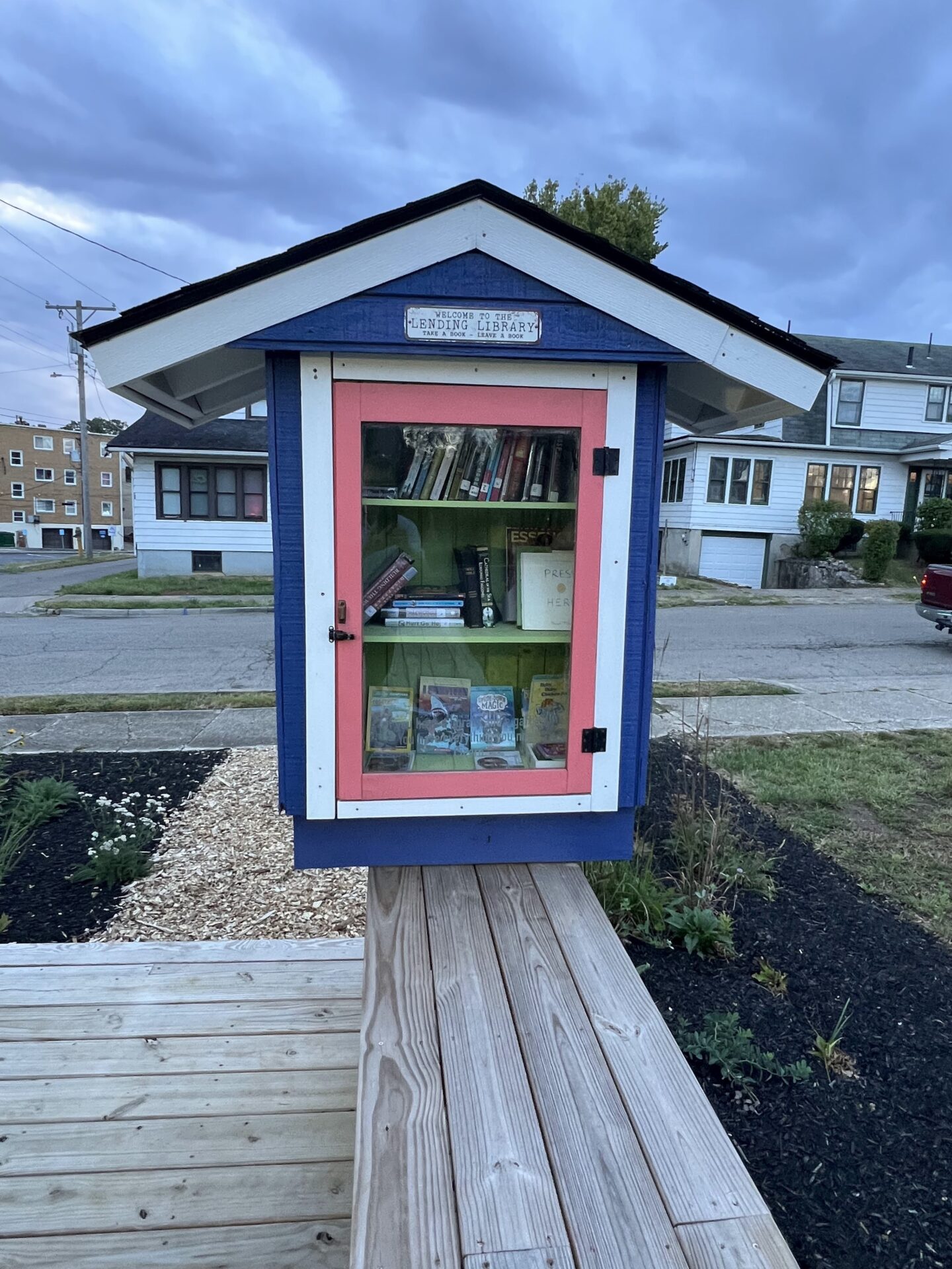 IMG_9632 A little library